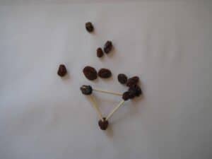 rasin-art rasin art 300x225 Geometric snacking