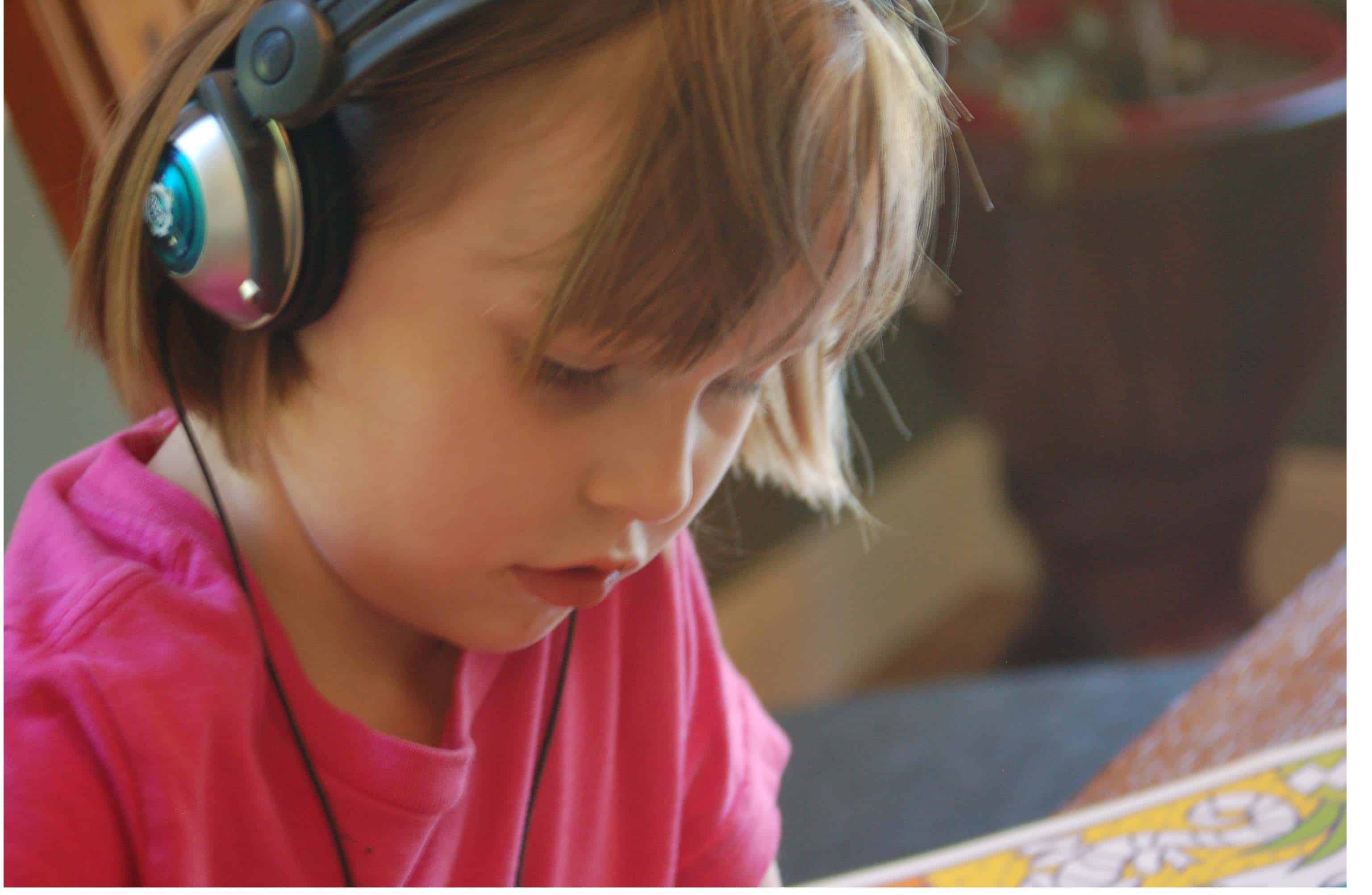 My New Favorite Way to Keep ‘Em Quiet, I Mean Reading