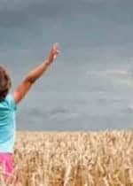 arms up1 150x210 Motivating Kids to Read During the Summer