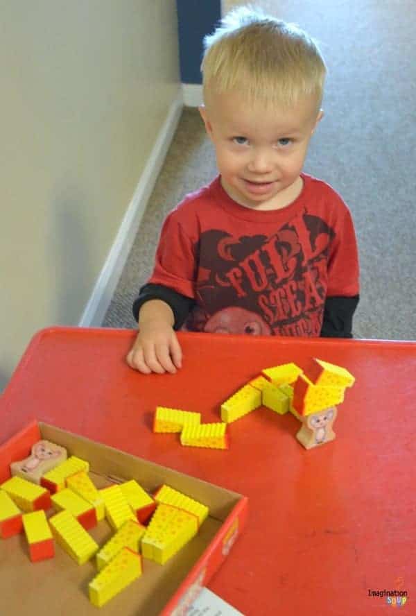Awesome Stacking Game for Preschoolers: Cheese Stack