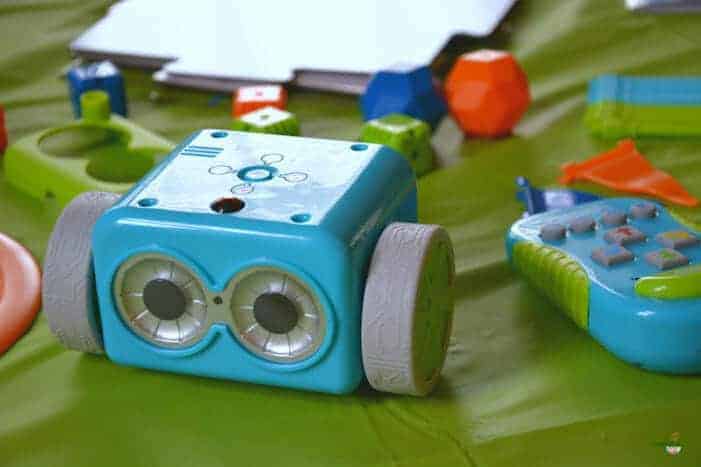 Meet Botley, An Adorable Coding Robot for Children 5+ #BOTLEY